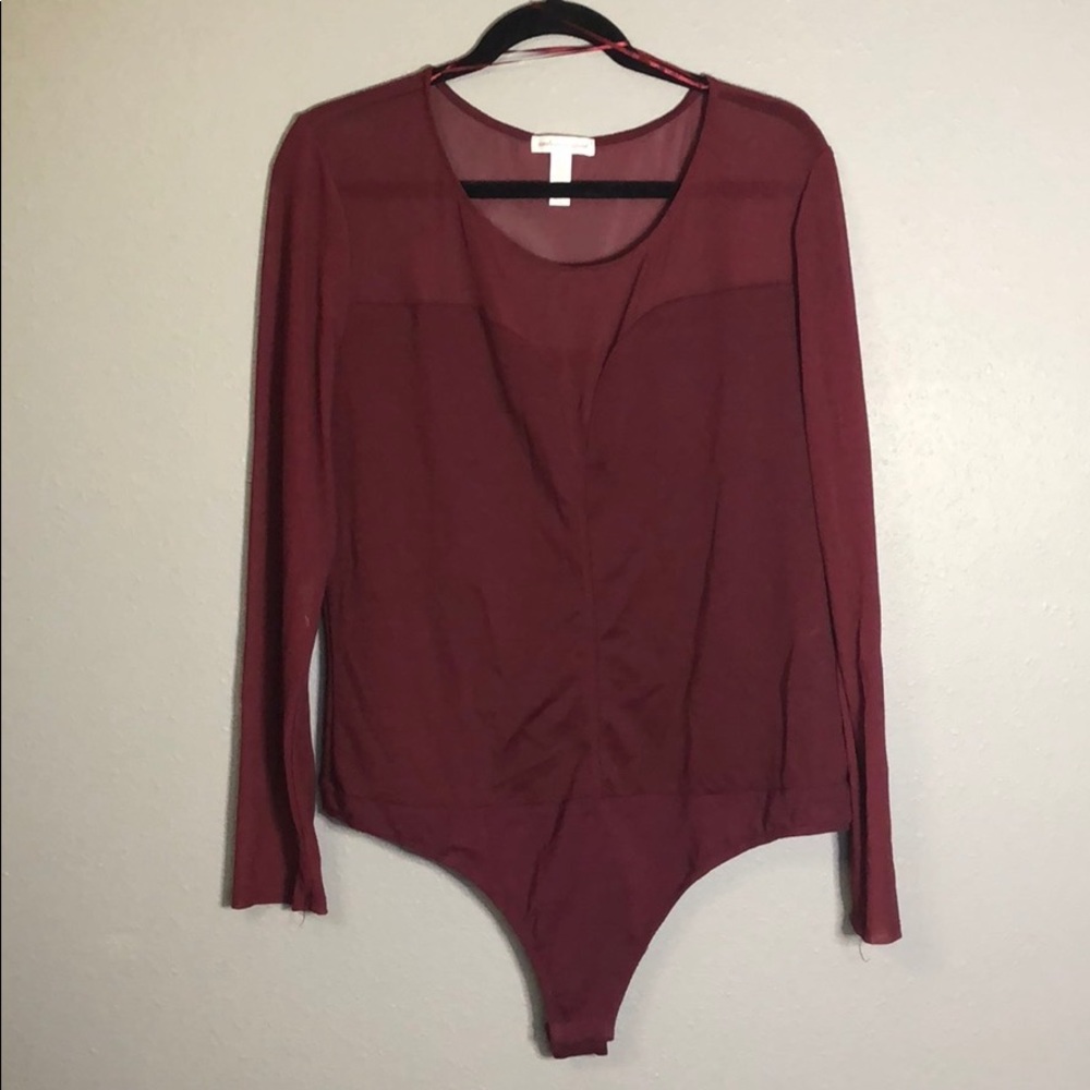 ❌❌ SOLD ❌❌ NWOT Sheer plunge body suit - 2XL